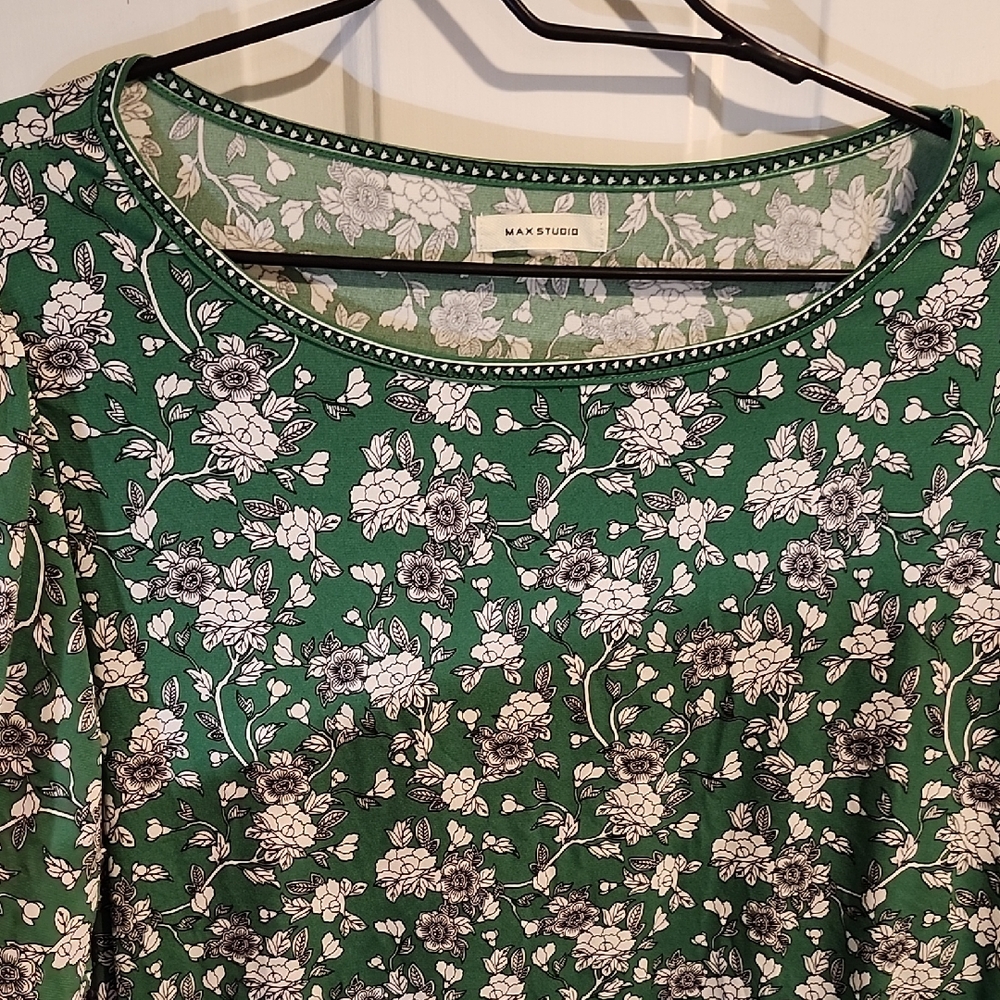 Max Studio Emerald Floral Blouse